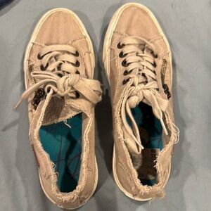 Khaki woman’s blowfish shoes size 7